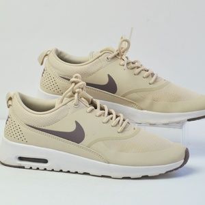 Size 7.5 Nike Air Max Thea Women's Shoes